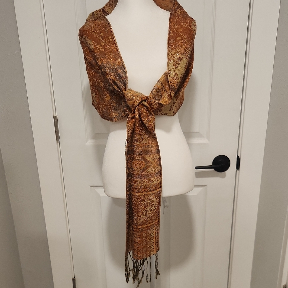 Elegant Brown and Gold Patterned Scarf